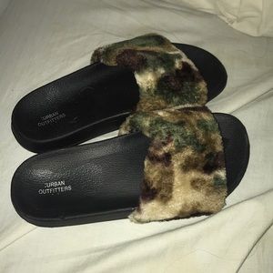 Urban Outfitters camo slides